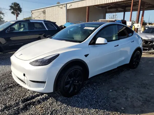 7SAYGDEE2RA309879 2024 TESLA MODEL Y - Image 1