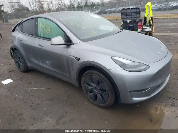 7SAYGDEE2RA311485 2024 TESLA MODEL Y - Image 1