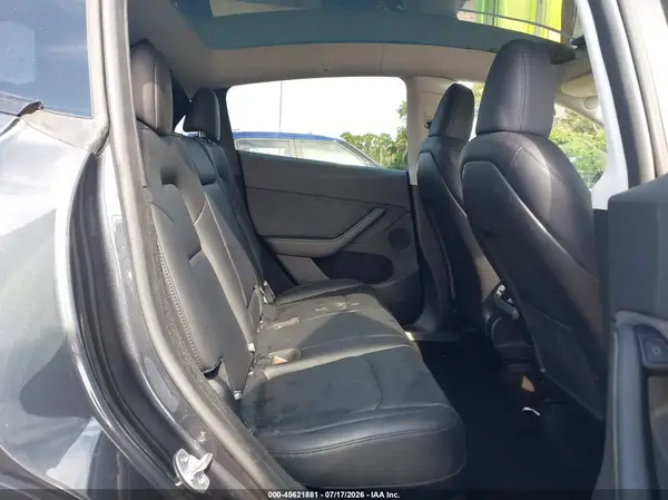 7SAYGDEE2RA317125 2024 TESLA MODEL Y - Image 8
