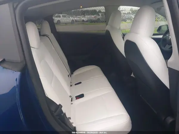7SAYGDEE2RA321479 2024 TESLA MODEL Y - Image 8