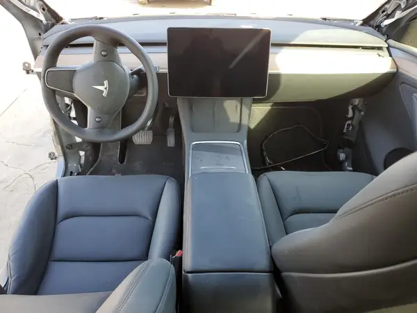 7SAYGDEE2RA323748 2024 TESLA MODEL Y - Image 8