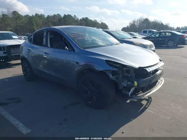 7SAYGDEE2RA326682 2024 TESLA MODEL Y - Image 1