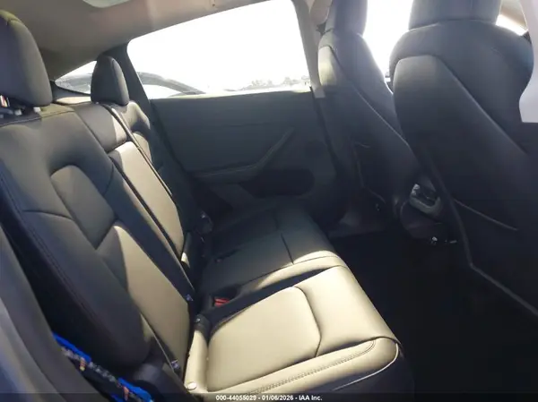 7SAYGDEE2RA326682 2024 TESLA MODEL Y - Image 8