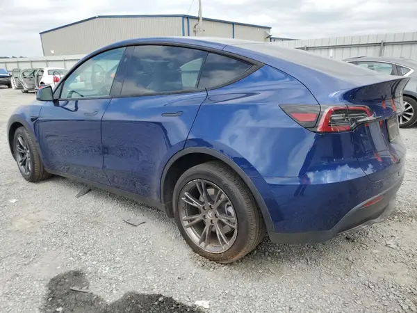 7SAYGDEE2RA327301 2024 TESLA MODEL Y - Image 2