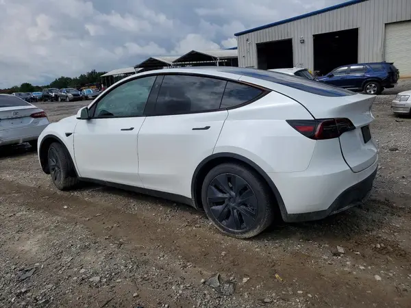 7SAYGDEE2RA328562 2024 TESLA MODEL Y - Image 2