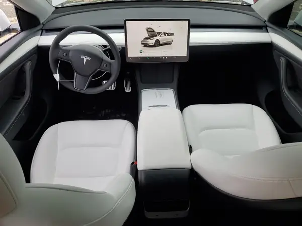 7SAYGDEE2RA329081 2024 TESLA MODEL Y - Image 8