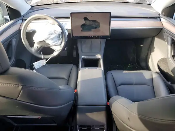 7SAYGDEE2RA331039 2024 TESLA MODEL Y - Image 8