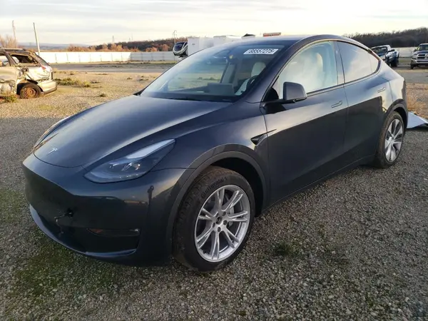 7SAYGDEE2RF003347 2024 TESLA MODEL Y - Image 1