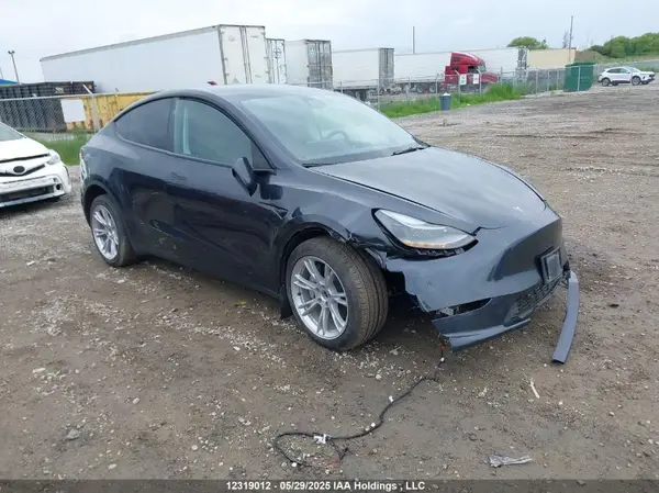 7SAYGDEE2RF006247 2024 TESLA MODEL Y - Image 1