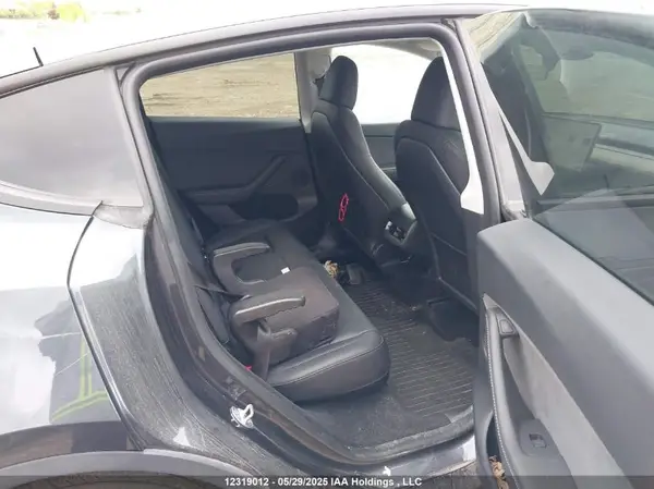 7SAYGDEE2RF006247 2024 TESLA MODEL Y - Image 8