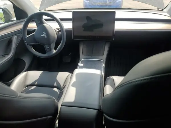 7SAYGDEE2RF012419 2024 TESLA MODEL Y - Image 8