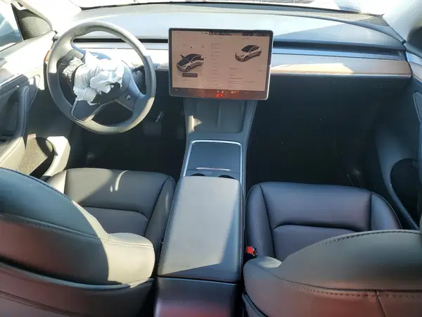 7SAYGDEE2RF057893 2024 TESLA MODEL Y - Image 8