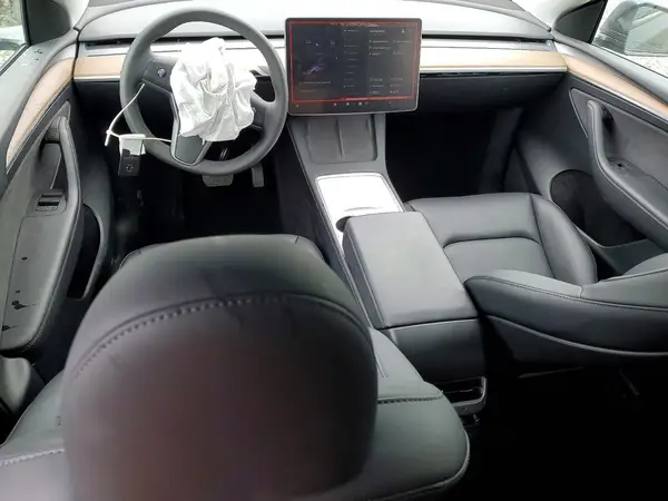 7SAYGDEE2RF060907 2024 TESLA MODEL Y - Image 8