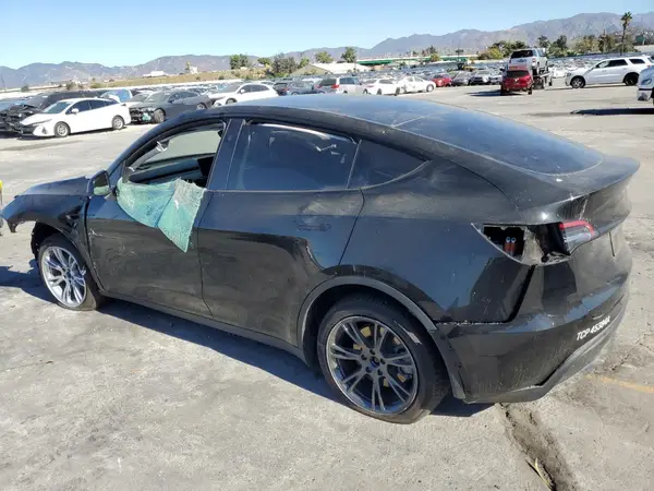7SAYGDEE2RF061958 2024 TESLA MODEL Y - Image 2