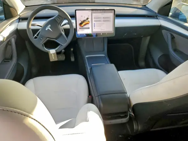 7SAYGDEE2RF064519 2024 TESLA MODEL Y - Image 8