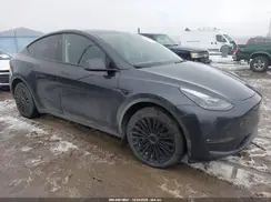 7SAYGDEE2RF064584 2024 TESLA MODEL Y