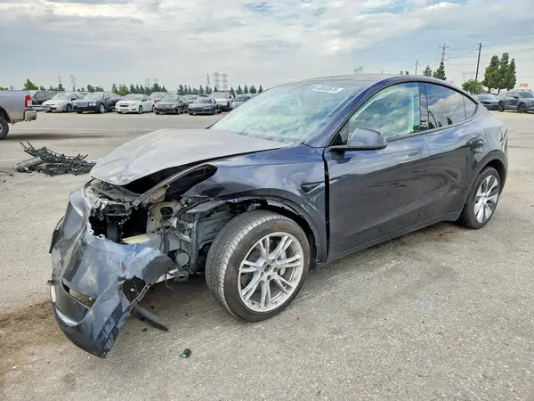 7SAYGDEE2RF064620 2024 TESLA MODEL Y - Image 1