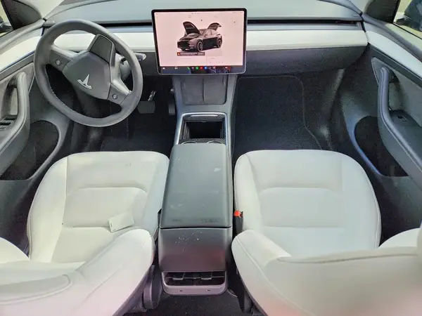 7SAYGDEE2RF066383 2024 TESLA MODEL Y - Image 8