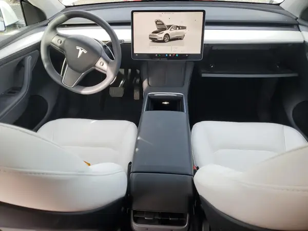 7SAYGDEE2RF071311 2024 TESLA MODEL Y - Image 8