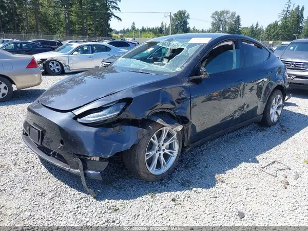 7SAYGDEE2RF075343 2024 TESLA MODEL Y - Image 2