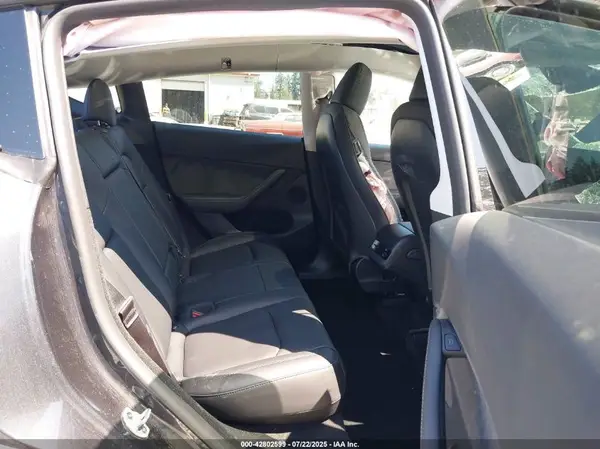 7SAYGDEE2RF075343 2024 TESLA MODEL Y - Image 8
