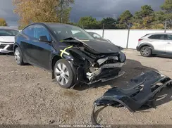 7SAYGDEE2RF079263 2024 TESLA MODEL Y