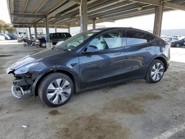 7SAYGDEE2RF080431 2024 TESLA MODEL Y - Image 1
