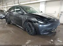 7SAYGDEE2RF088948 2024 TESLA MODEL Y