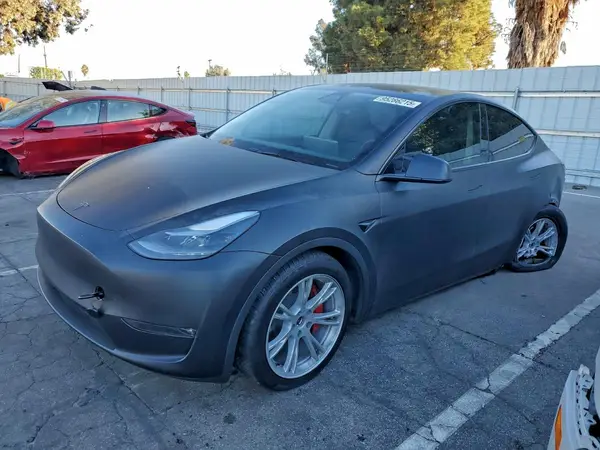 7SAYGDEE2RF089808 2024 TESLA MODEL Y - Image 1