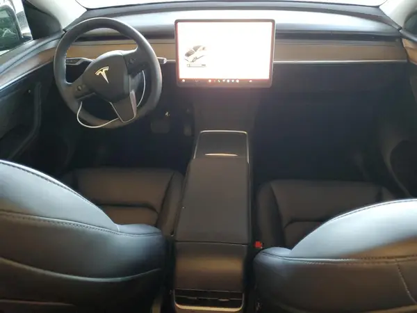 7SAYGDEE2RF106834 2024 TESLA MODEL Y - Image 8