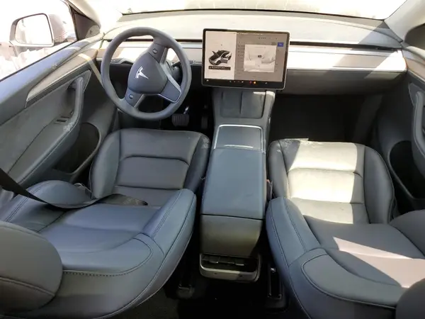7SAYGDEE2RF113332 2024 TESLA MODEL Y - Image 8