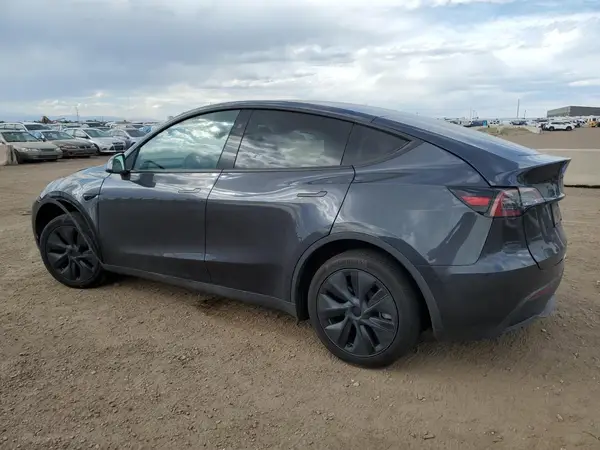 7SAYGDEE2RF116621 2024 TESLA MODEL Y - Image 2