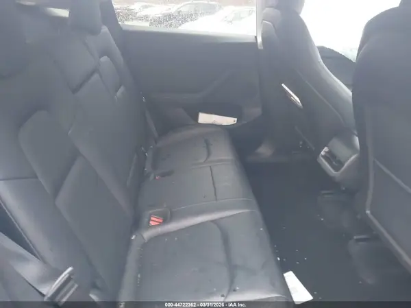 7SAYGDEE2RF152521 2024 TESLA MODEL Y - Image 8