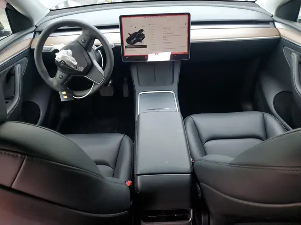 7SAYGDEE2RF164068 2024 TESLA MODEL Y - Image 8