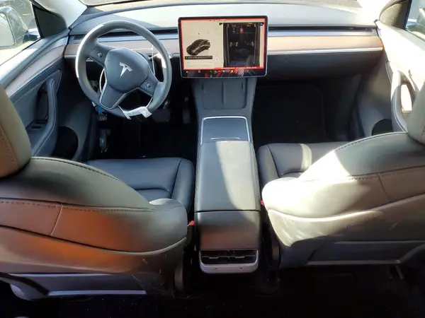 7SAYGDEE2RF169139 2024 TESLA MODEL Y - Image 8