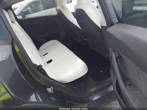 7SAYGDEE2RF190864 2024 TESLA MODEL Y - Image 8