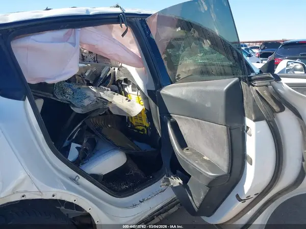 7SAYGDEE2RF193151 2024 TESLA MODEL Y - Image 8