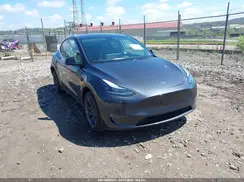 7SAYGDEE2RF195076 2024 TESLA MODEL Y
