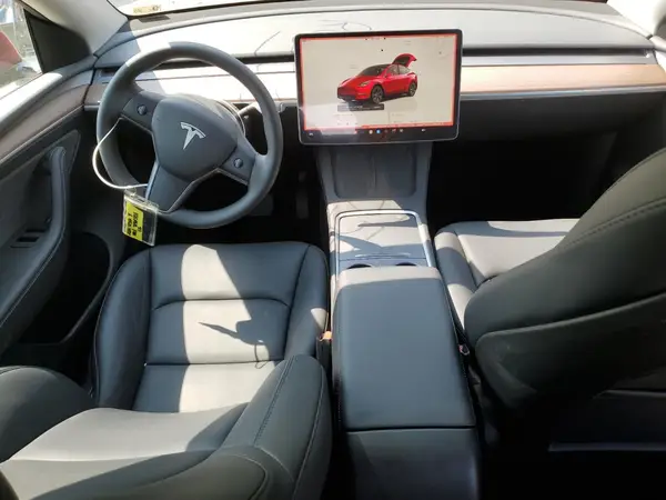 7SAYGDEE2RF197362 2024 TESLA MODEL Y - Image 8