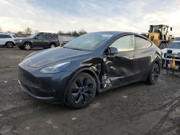 7SAYGDEE2RF199662 2024 TESLA MODEL Y - Image 1