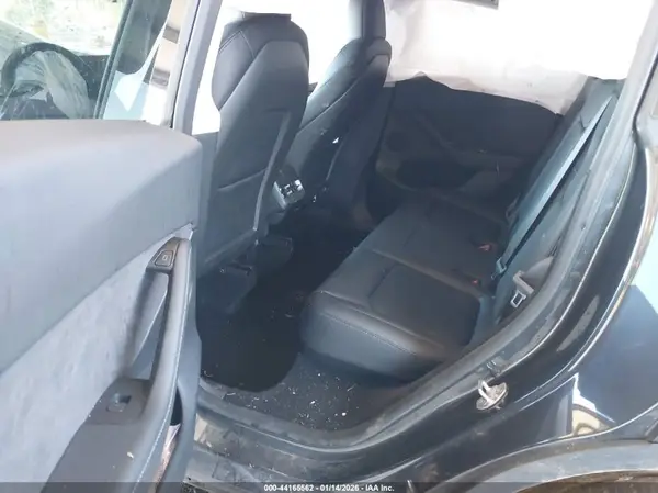 7SAYGDEE2RF200793 2024 TESLA MODEL Y - Image 8