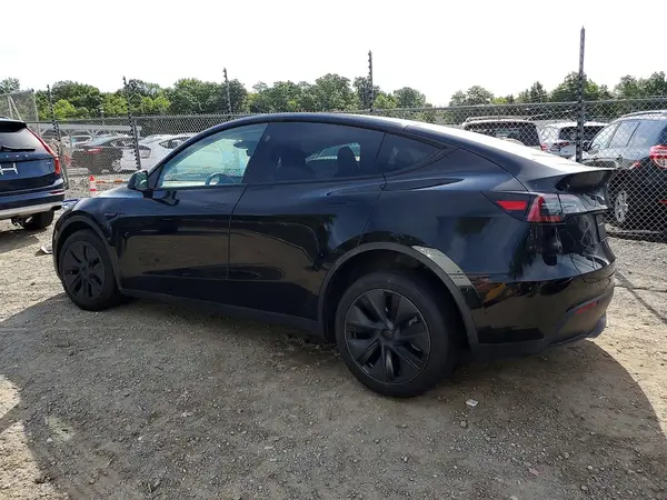 7SAYGDEE2RF201619 2024 TESLA MODEL Y - Image 2