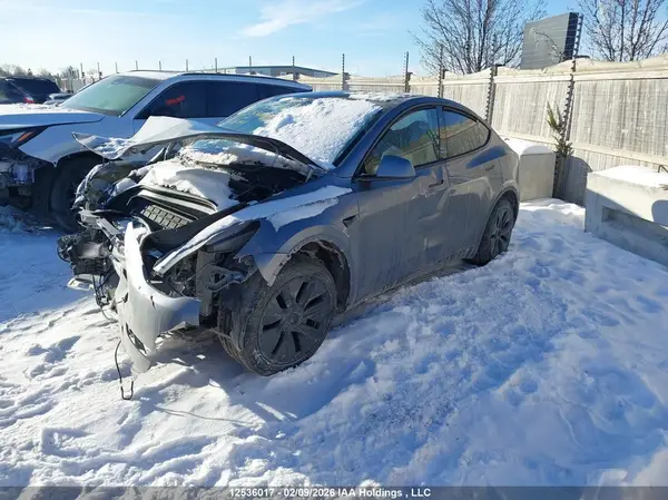 7SAYGDEE2RF206559 2024 TESLA MODEL Y - Image 2