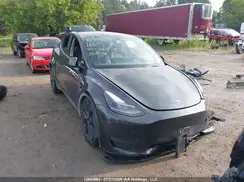 7SAYGDEE2RF210093 2024 TESLA MODEL Y