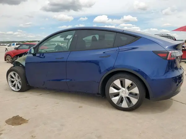 7SAYGDEE2RF986014 2024 TESLA MODEL Y - Image 2