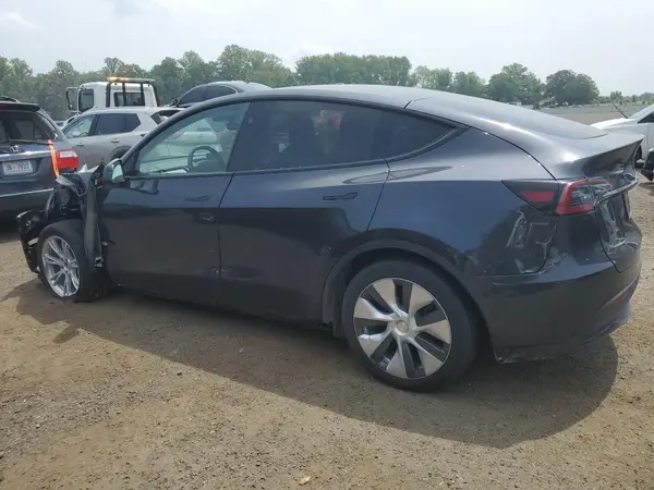 7SAYGDEE2RF986871 2024 TESLA MODEL Y - Image 2