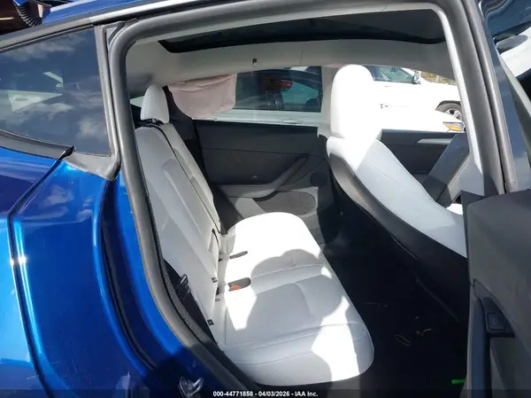 7SAYGDEE2SA339227 2025 TESLA MODEL Y - Image 8