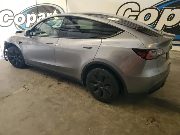 7SAYGDEE2SA346694 2025 TESLA MODEL Y - Image 2