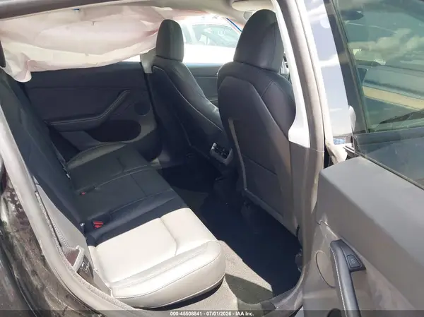 7SAYGDEE2SA350535 2025 TESLA MODEL Y - Image 8