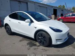 7SAYGDEE2SA354505 2025 TESLA MODEL Y